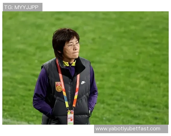 英女足轻松取胜主帅称中国女足留下明显空当