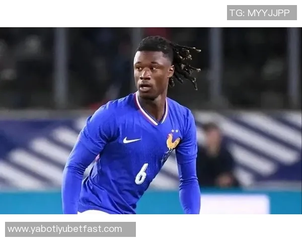 卡马文加或将转型左后卫应对法国中场竞争激烈局面